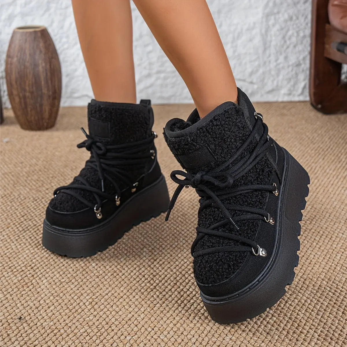 Women’s Cozy Fleece-Lined Winter Boots – Warm Lace-Up Snow Shoes with Buckles NNOS