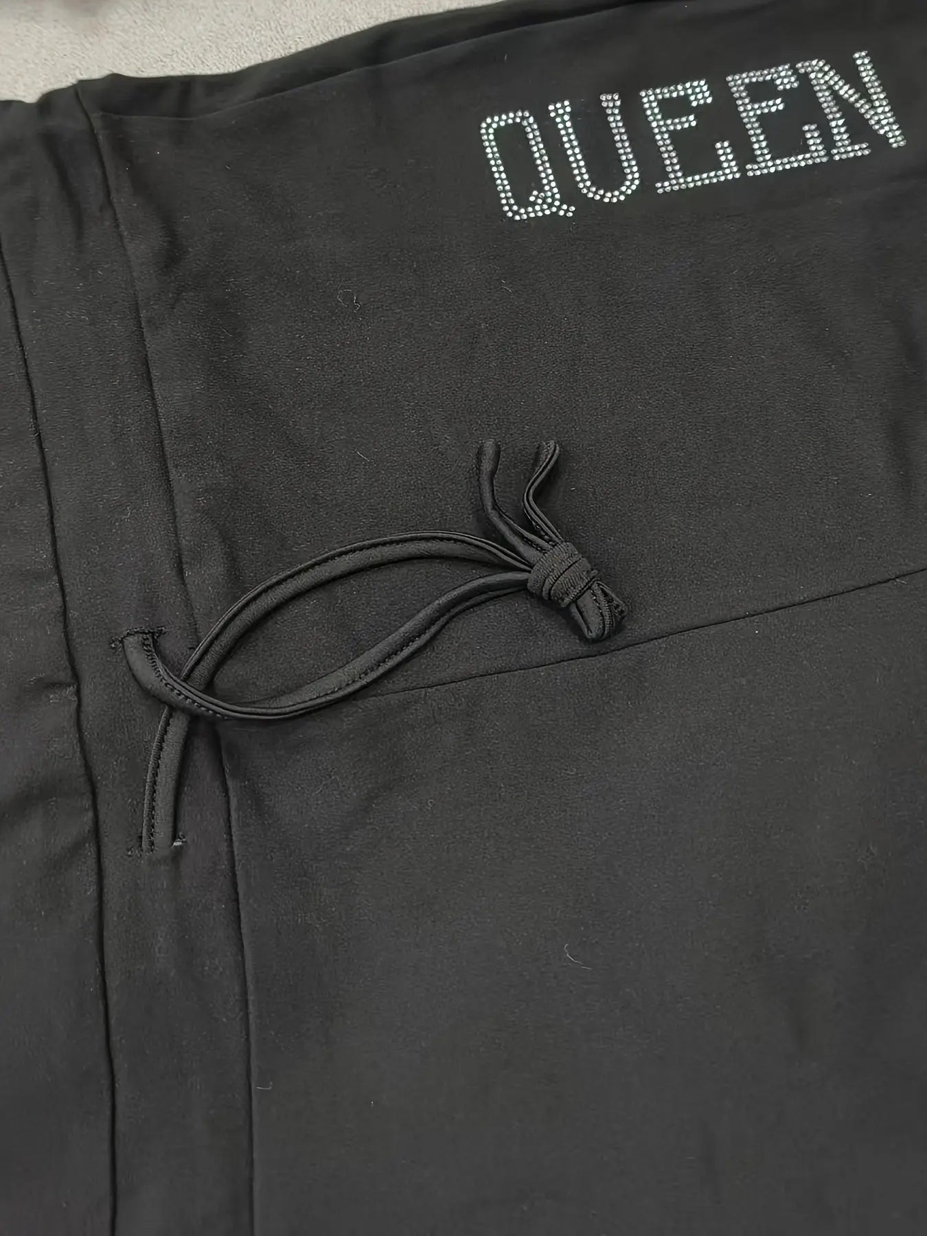 Women’s Off-Shoulder QUEEN Jumpsuit – Rhinestone Graphic Long Sleeve Outfit NNOS