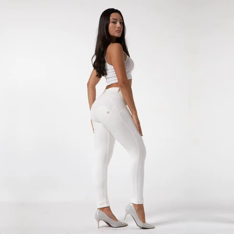 Elevate Your Workout: Shascullfites Booty-Lifting White Leggings! 🍑💪 #FitnessFashion #LeggingsLove