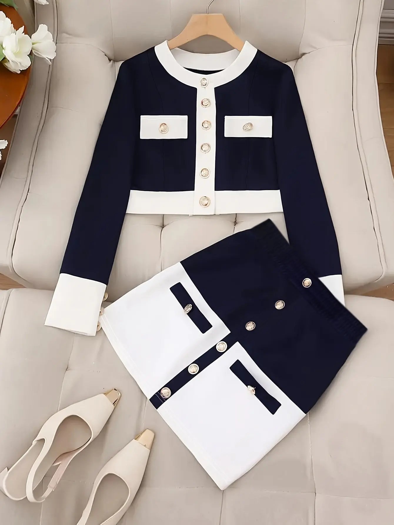 Chic Navy White Knit Set – Blazer & Shorts, Casual Spring/Summer Outfit NNOS
