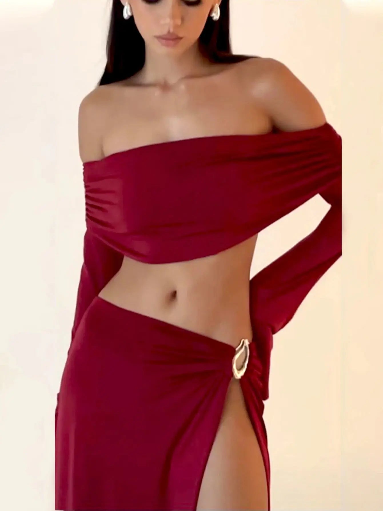 Dulzura Sexy 2-Piece Skirt Set – Off-Shoulder Ruched Crop Top & Slit Maxi Skirt NNOS