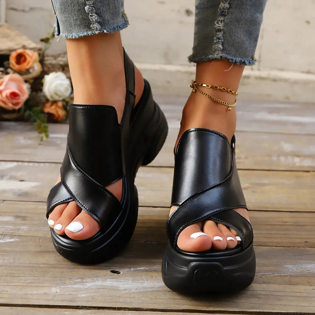 New Summer Fashion Comfortable Round-toe Wedge Light Roman Sandals Non-slip Thick-soled Lace-up Casual Sneakers for Women NNOS