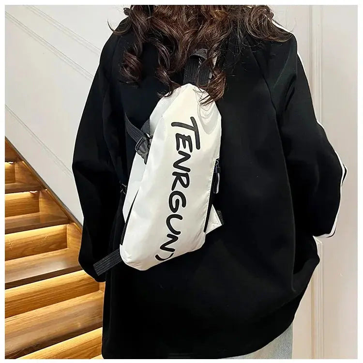 Autumn Winter Nylon Chest Bag for Men and Women Trendy Fashionable Sports Leisure Crossbody Bag with Oblique Straddle Design NNOS
