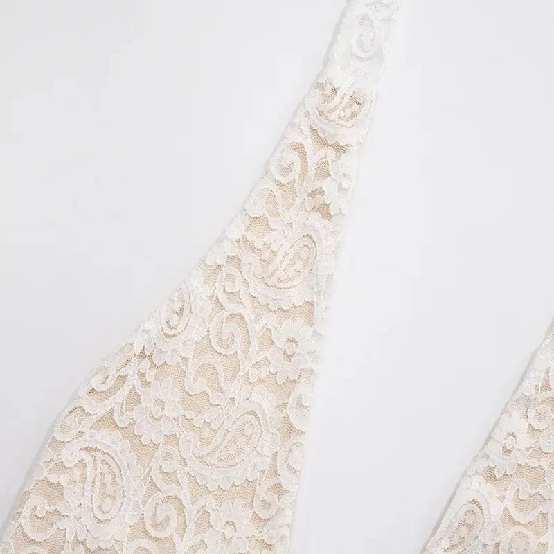 Avrilyaan Lace Bodycon Jumpsuit 2025 NNOS