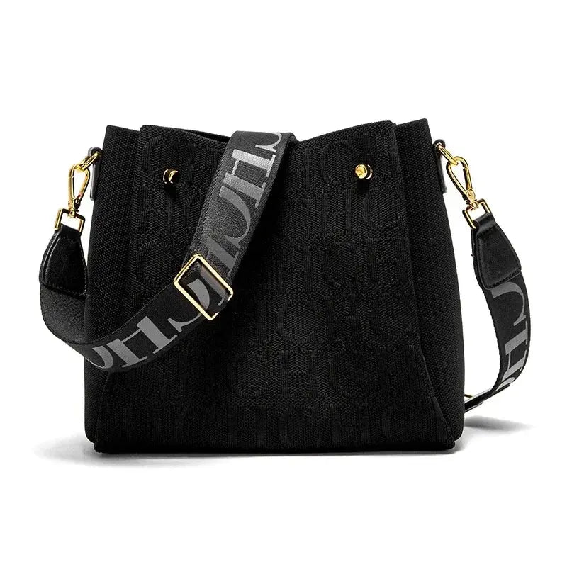 CH Elegant Letter Rope Crossbody Bag – Designer-Inspired, Fashionable & Spacious Shoulder Purse for Stylish Women NNOS