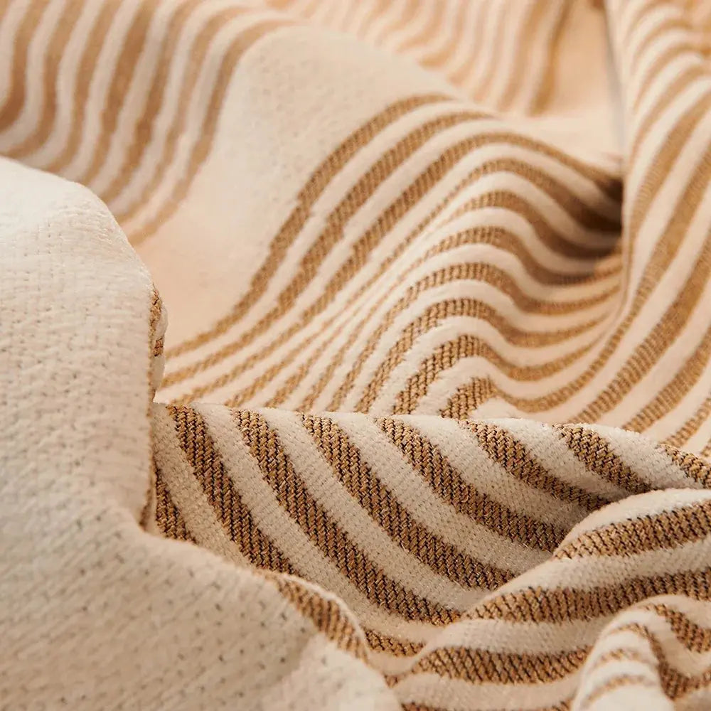 Sofa Cover – Nordic Tassel Throw Blanket for 4-Season Use & Scratch Protection NNOS