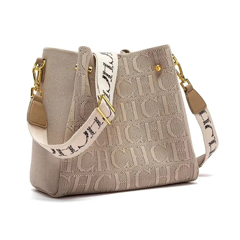 CH Elegant Letter Rope Crossbody Bag – Designer-Inspired, Fashionable & Spacious Shoulder Purse for Stylish Women NNOS