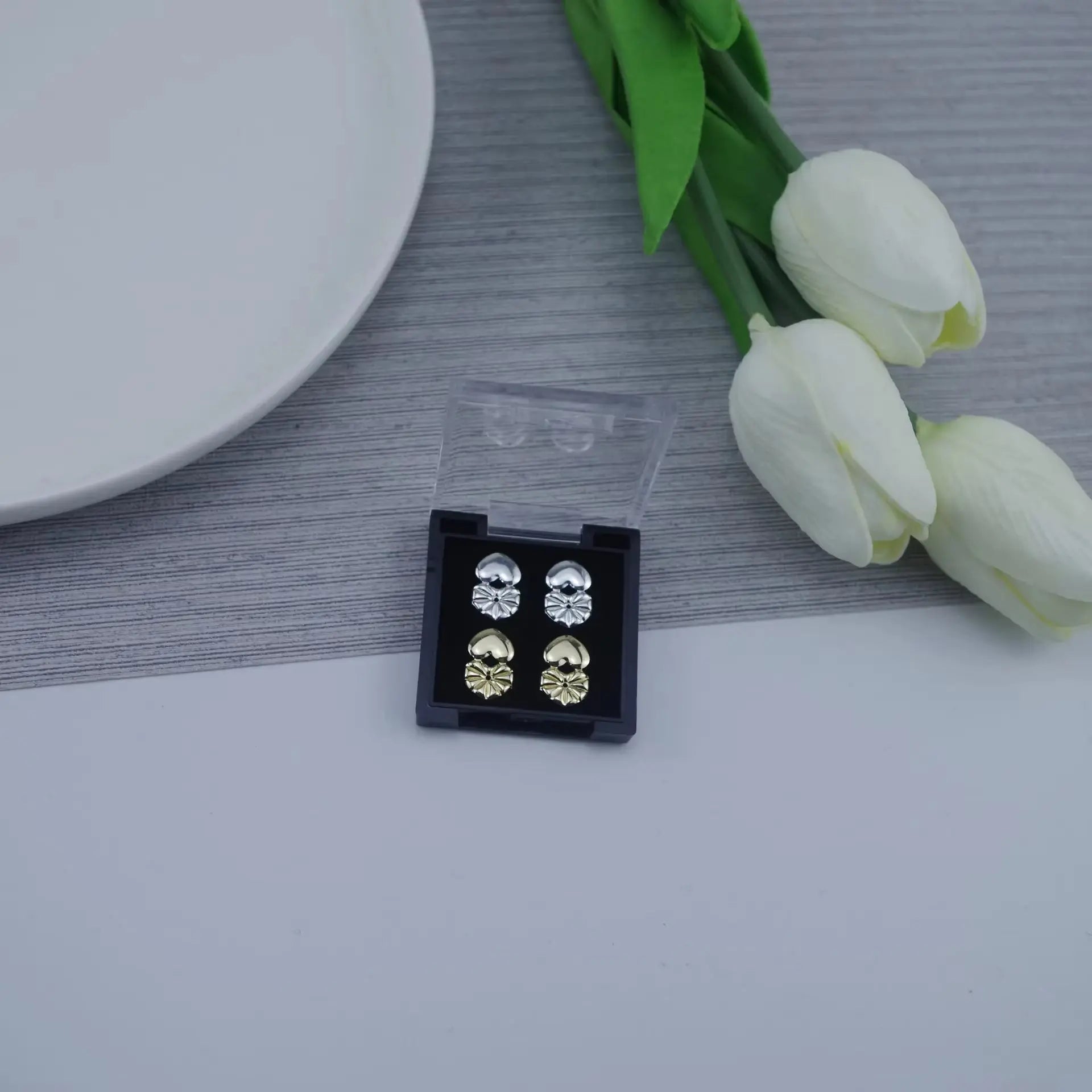 Adjustable Love Heart Stud Earring Lifts for Enhanced Ear Lobe Support and Ornament Display