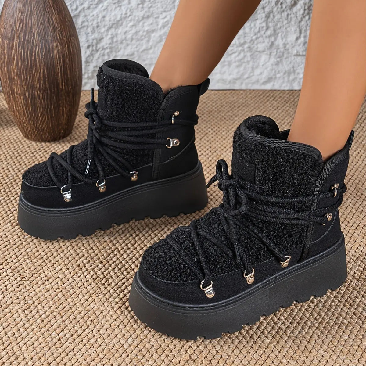 Women’s Cozy Fleece-Lined Winter Boots – Warm Lace-Up Snow Shoes with Buckles NNOS