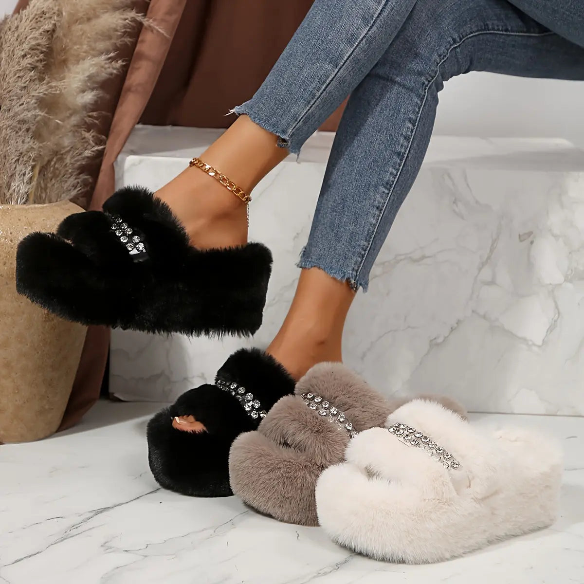 Women’s Winter Plush Slip-On Shoes – Cozy Open-Toe Indoor/Outdoor House Wear NNOS